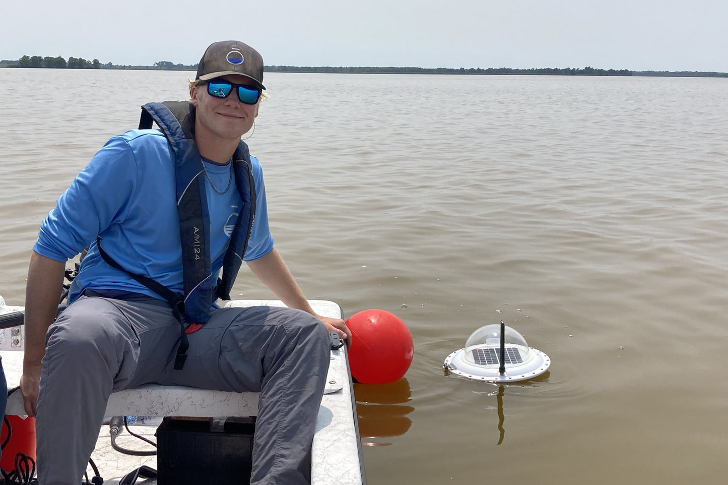AlgaeTracker Buoy and Rugged Rigging Package